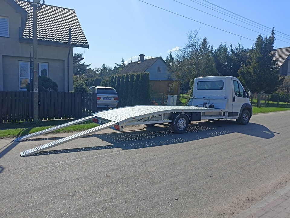 g25